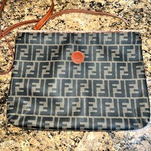 REAL AUTHENTIC Fendi Cross body bag